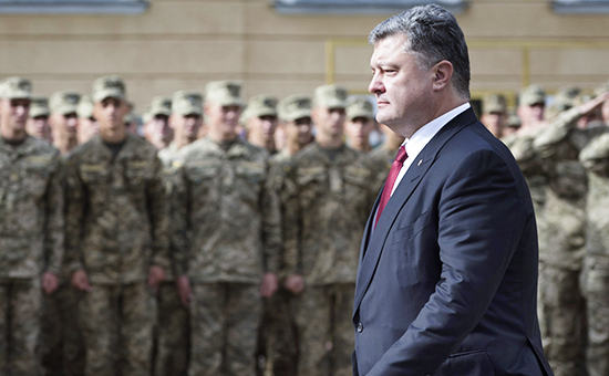 Порошенко пояснил цели акции по блокаде Крыма
