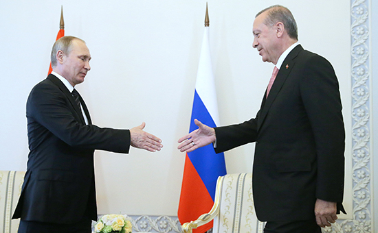 Путин сообщил о возобновлении чартеров в Турцию в ближайшее время