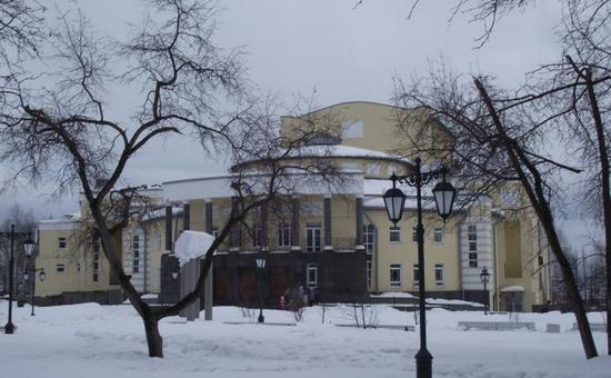 ООО «ПСК-Стройэффект» взыскивает с кудымкарского театра 11,5 млн руб.
