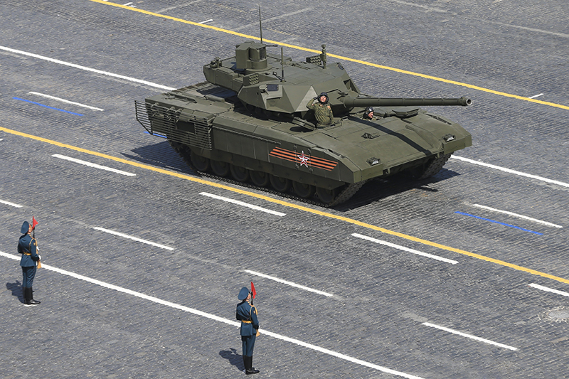 Противники «Арматы»: с кем будет конкурировать новейший российский танк