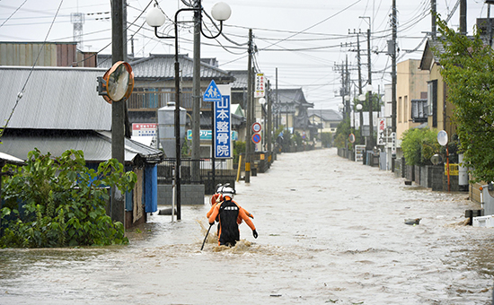 Японский город Дзесо затопило из-за сильных дождей