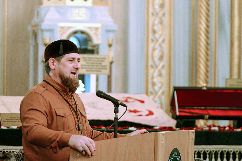 Гражданский форум Чечни потребовал оставить Кадырова во главе региона