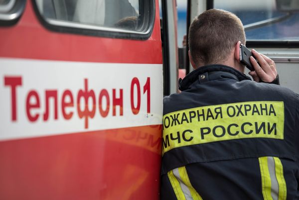 В Тюмени из-за пожара в общежитии были эвакуированы около 100 человек