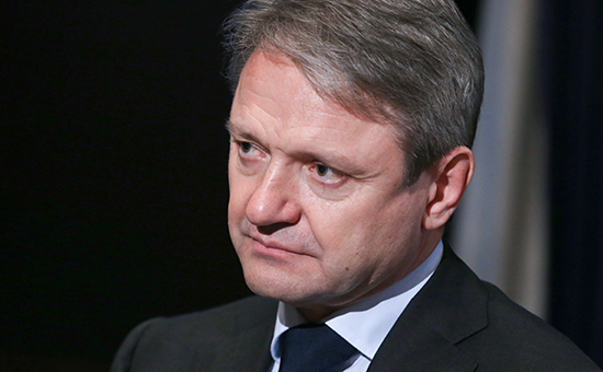 Ткачев заявил о недопустимости розлива импортного вина под российскими брендами