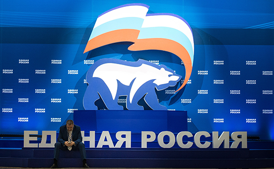 Единороссов уличили в принуждении бюджетников к участию в праймериз