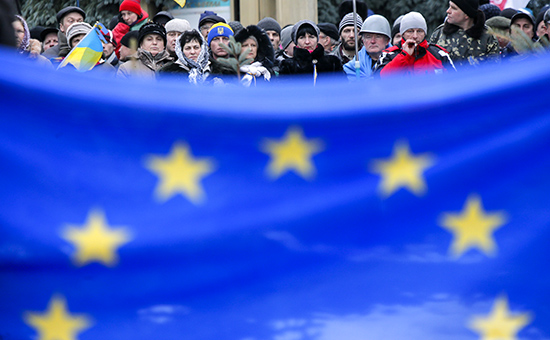 Евросоюз не назвал сроки отмены визового режима с Украиной и Грузией
