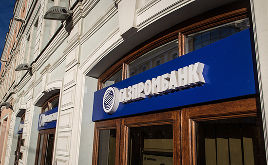 Газпромбанк сокращает долю валюты в своих активах и пассивах