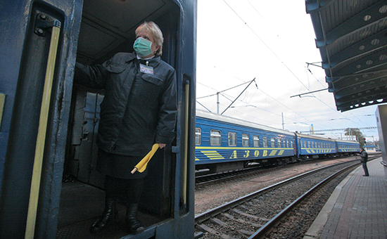 Украинская железная дорога допустила приостановку движения поездов
